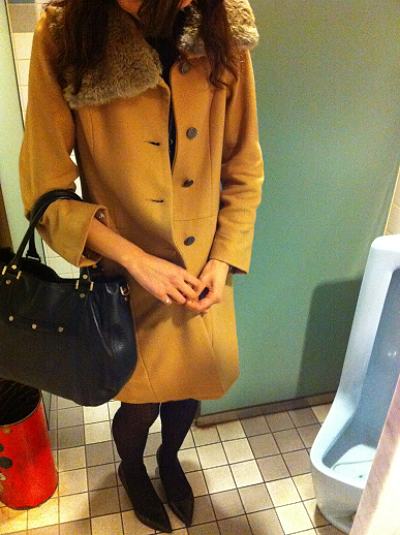 女性